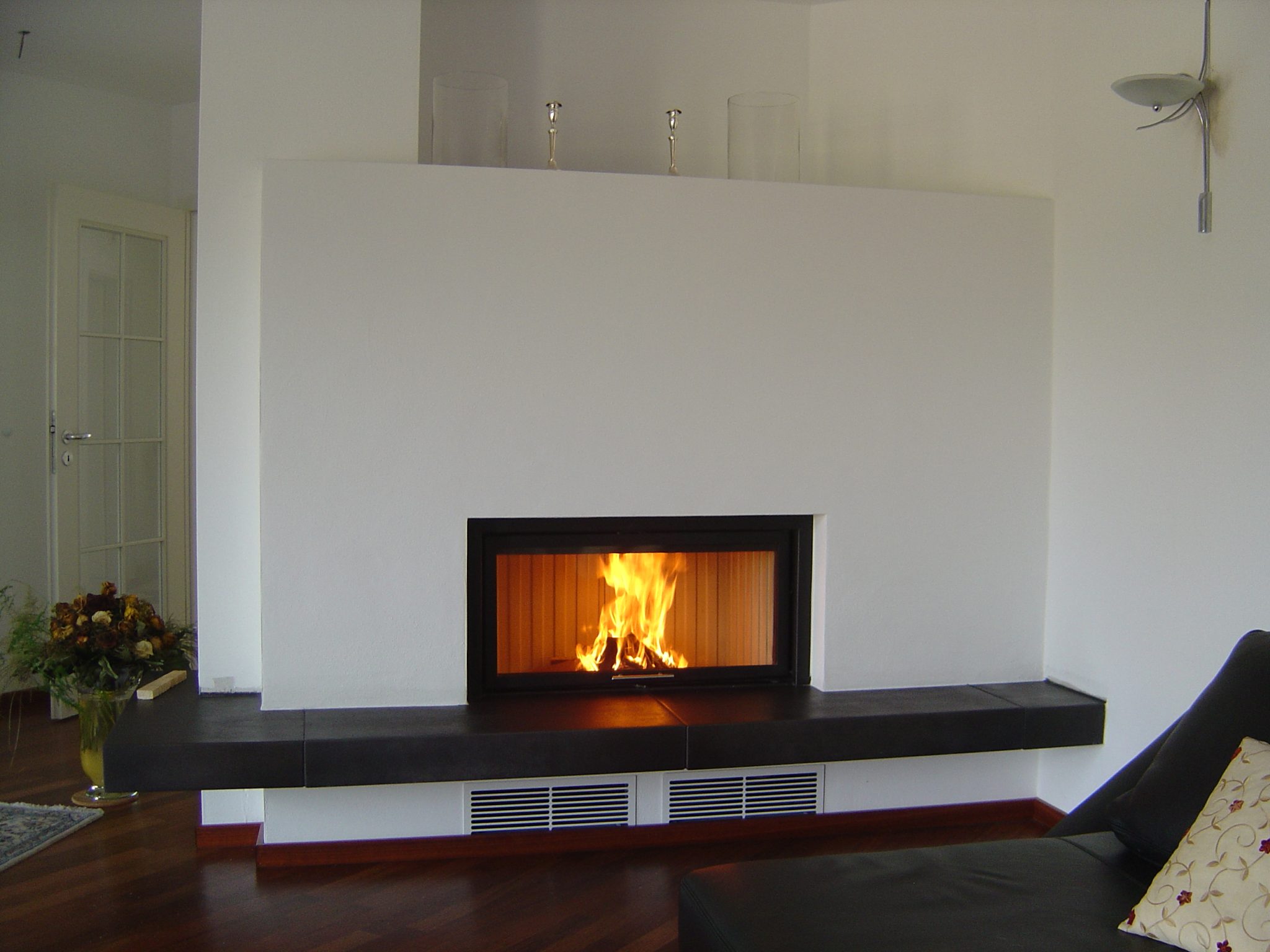 Kaminanlage Front Modern